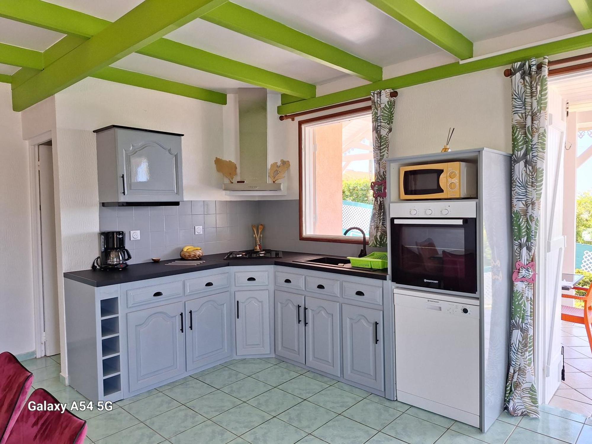 Les Petites Fleurs De Poirier Villa Bouillante Kamer foto